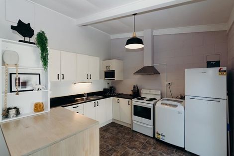 Photo of property in 2/204a Park Road South, Akina, Hastings, 4122