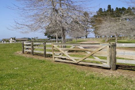 Photo of property in 459 Wiroa Road, Kerikeri, 0293