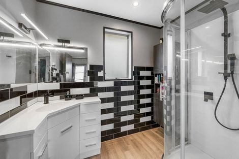 Photo of property in 35d Station Street, Alexandra, 9320