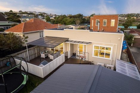 Photo of property in 13 Main Road, Titahi Bay, Porirua, 5022