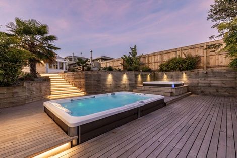 Photo of property in 25 Glen Almond Street, New Plymouth, 4310