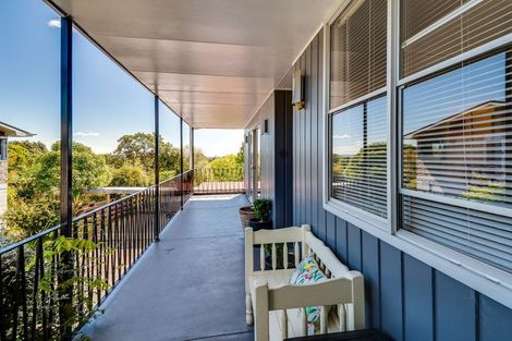 Photo of property in 25 Tauroa Road, Havelock North, 4130