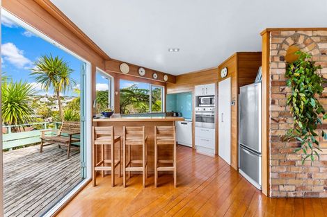 Photo of property in 103 Churchill Road, Murrays Bay, Auckland, 0630