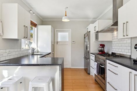 Photo of property in 24 Bretton Terrace, Hillcrest, Hamilton, 3216