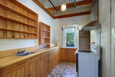 Photo of property in 254 Rutherford Street, Nelson South, Nelson, 7010