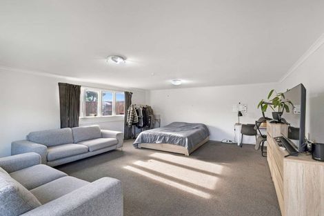 Photo of property in 19 Tongariro Street, Castlecliff, Whanganui, 4501