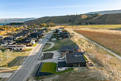 Photo of property in 59 Stratford Drive, Mount Pisa, Cromwell, 9383