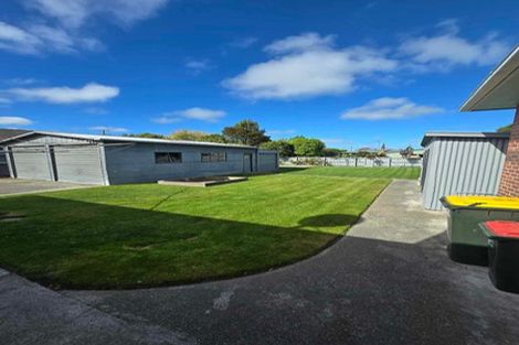 Photo of property in 167 Mcmurdo Street, Tinwald, Ashburton, 7700