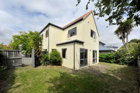 Photo of property in 55 Gresford Street, Edgeware, Christchurch, 8013