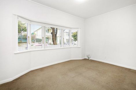 Photo of property in 67 Brougham Street, Mount Victoria, Wellington, 6011