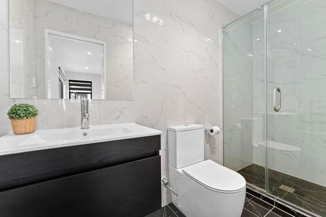 Photo of property in 5 Taiaha Street, Papakura, 2110