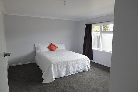 Photo of property in 124 Springs Road, Hornby, Christchurch, 8042