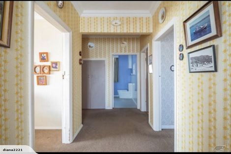 Photo of property in 3 Marine Parade, Eastbourne, Lower Hutt, 5013