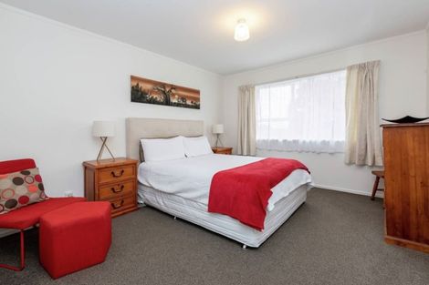 Photo of property in 2/16 Marriott Road, Pakuranga, Auckland, 2010