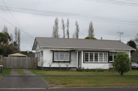 Photo of property in 14 Bettina Road, Fairfield, Hamilton, 3214