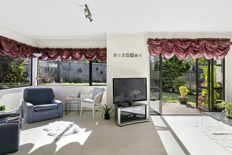 Photo of property in 2 Abbey Way, Rangatira Park, Taupo, 3330