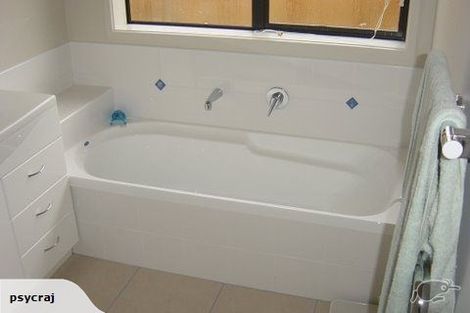 Photo of property in 33 Parkside Drive, Huntington, Hamilton, 3210