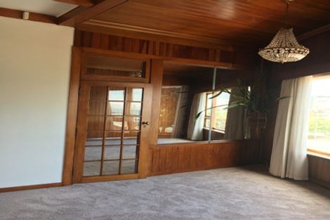 Photo of property in 82 Oriental Parade, Oriental Bay, Wellington, 6011