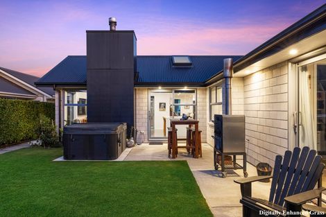 Photo of property in 12 Oakley Drive, Prebbleton, 7604