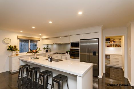 Photo of property in 51 Liberty Grove, Kelvin Grove, Palmerston North, 4414