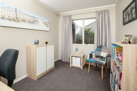 Photo of property in 10 Hastings Place, Hamilton Lake, Hamilton, 3204