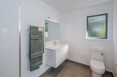 Photo of property in 25 Barry Curtis Place, Levin, 5510