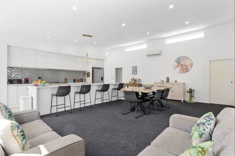 Photo of property in 10 Pimelea Street, Papamoa Beach, Papamoa, 3118