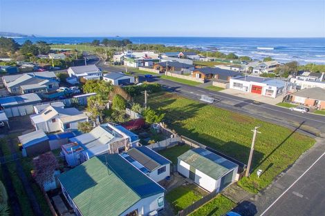 Photo of property in 7 Taylor Street, Brighton, Dunedin, 9035