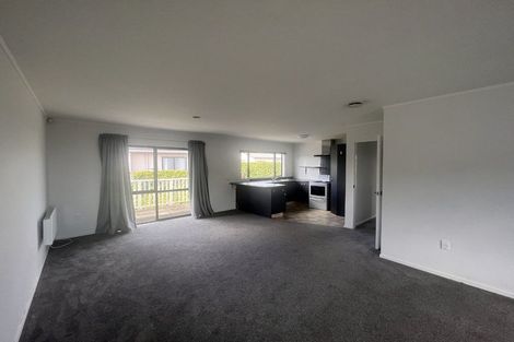 Photo of property in 17 Jasmine Grove, Maungaraki, Lower Hutt, 5010