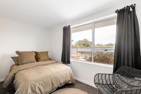 Photo of property in 14 De Bloge Place, Burwood, Christchurch, 8061