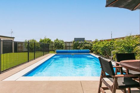 Photo of property in 3 Gwyneth Place, Lytton West, Gisborne, 4010