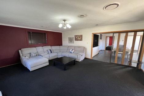 Photo of property in 11 Dunster Street, Burnside, Christchurch, 8053