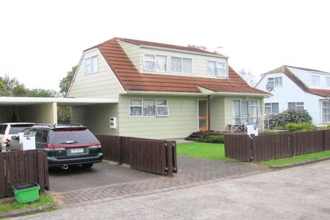 Photo of property in 4 Rosemary Lane, Manurewa, Auckland, 2102