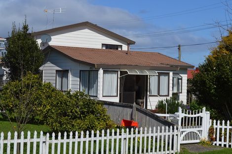 Photo of property in 220 Pagitt Street, Coromandel, 3506