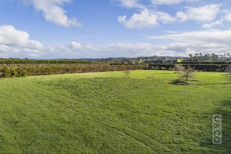 Photo of property in 138 Taupaki Road, Taupaki, 0782