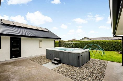 Photo of property in 39 Baxter Michael Crescent, Cambridge, 3434