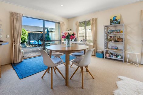 Photo of property in 23 Seneca Court, Golflands, Auckland, 2013