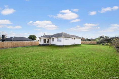 Photo of property in 20 Ozich Avenue, Te Atatu South, Auckland, 0610