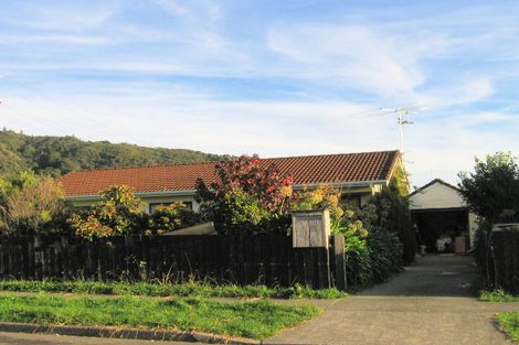 Photo of property in 1 Eldon Grove, Taita, Lower Hutt, 5019