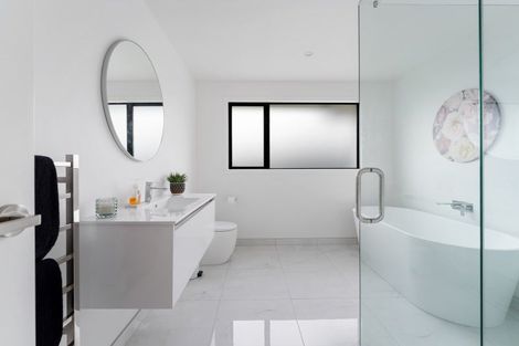 Photo of property in 18 Caledonia Drive, Mosgiel, 9024