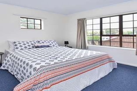 Photo of property in 4 Aspiring Avenue, Clover Park, Auckland, 2019