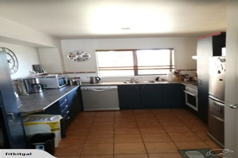 Photo of property in 1/13 John Jennings Drive, Oteha, Auckland, 0632