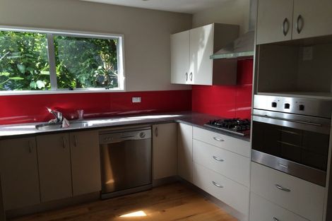 Photo of property in 18 Patmos Place, Mount Pleasant, Christchurch, 8081