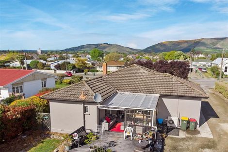Photo of property in 16 Coronation Street, Waimate, 7924