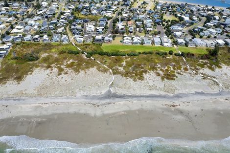 Photo of property in 19 Lagoon Way, Omaha, 0986