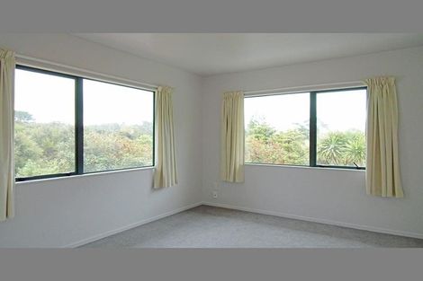 Photo of property in 12b Wicklam Lane, Greenhithe, Auckland, 0632