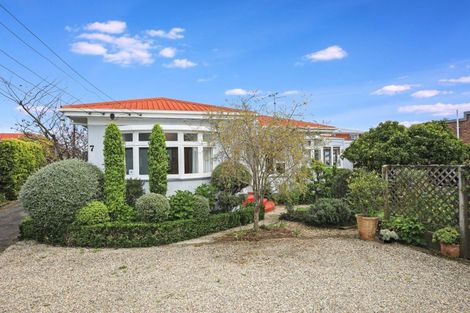 Photo of property in 7 Knighton Road, Hillcrest, Hamilton, 3216