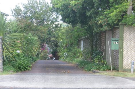 Photo of property in 1/94 Shakespeare Road, Milford, Auckland, 0620