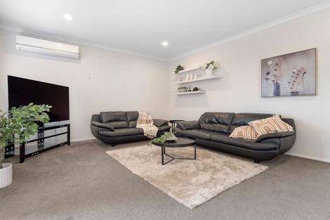 Photo of property in 54 Norfolk Drive, Cambridge, 3434