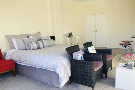 Photo of property in 29 Loloma Drive, Half Moon Bay, Auckland, 2012